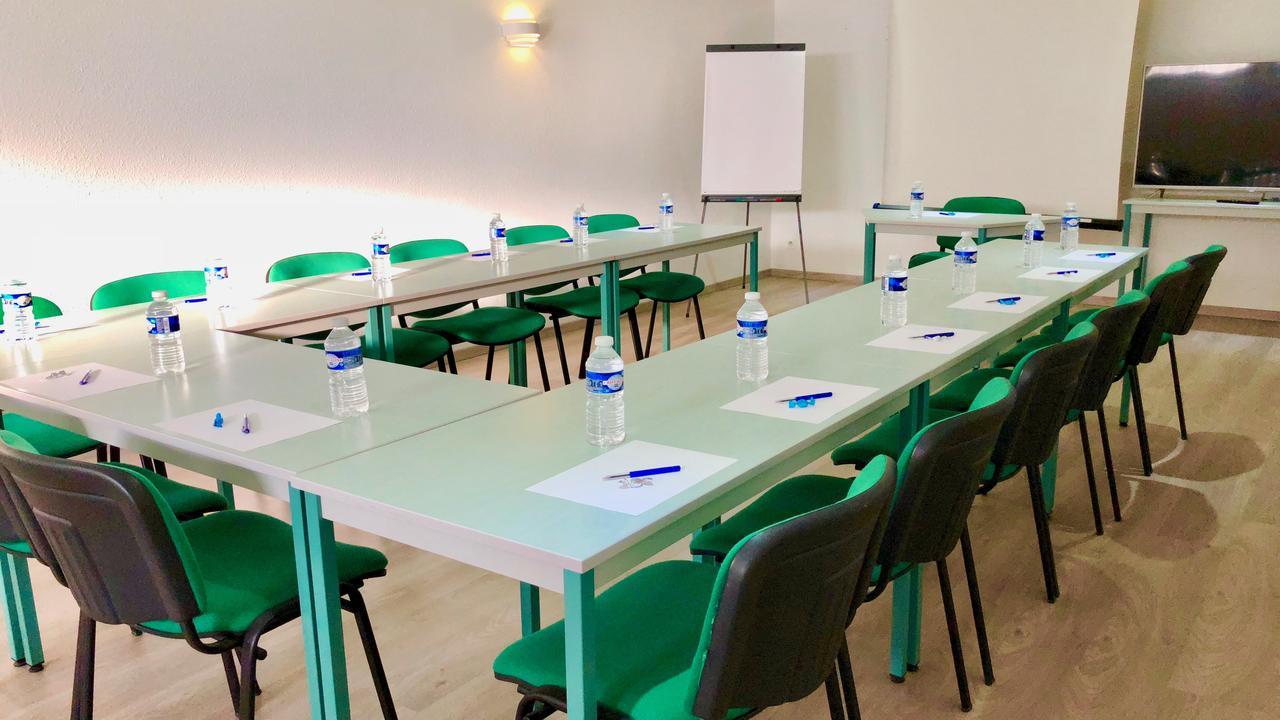 Logis Hotels - Hotel Et Restaurant Les Cordeliers Casteljaloux Kültér fotó