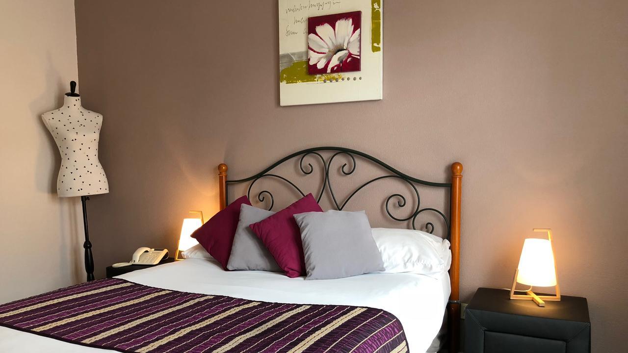 Logis Hotels - Hotel Et Restaurant Les Cordeliers Casteljaloux Kültér fotó