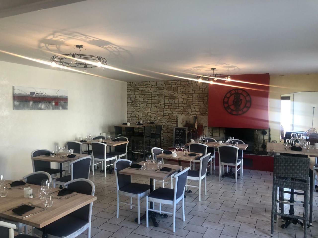 Logis Hotels - Hotel Et Restaurant Les Cordeliers Casteljaloux Kültér fotó