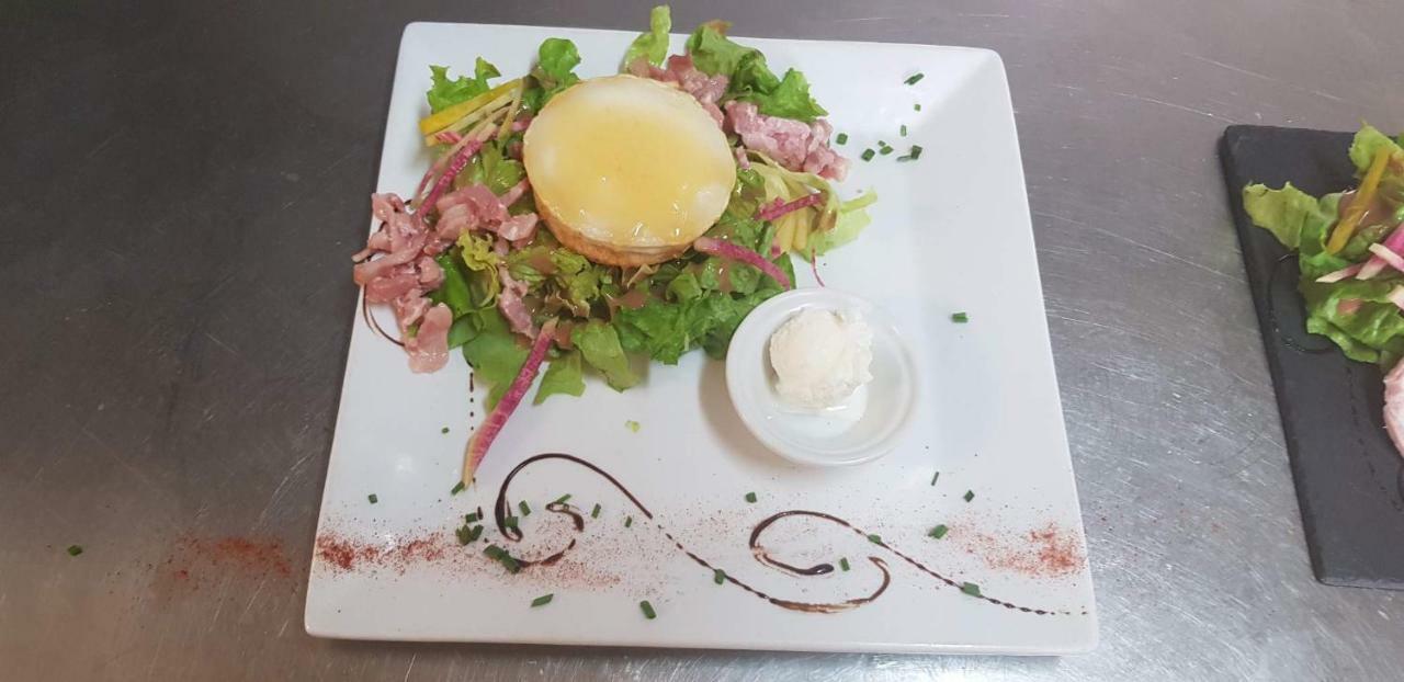 Logis Hotels - Hotel Et Restaurant Les Cordeliers Casteljaloux Kültér fotó